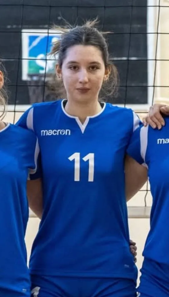 player-img